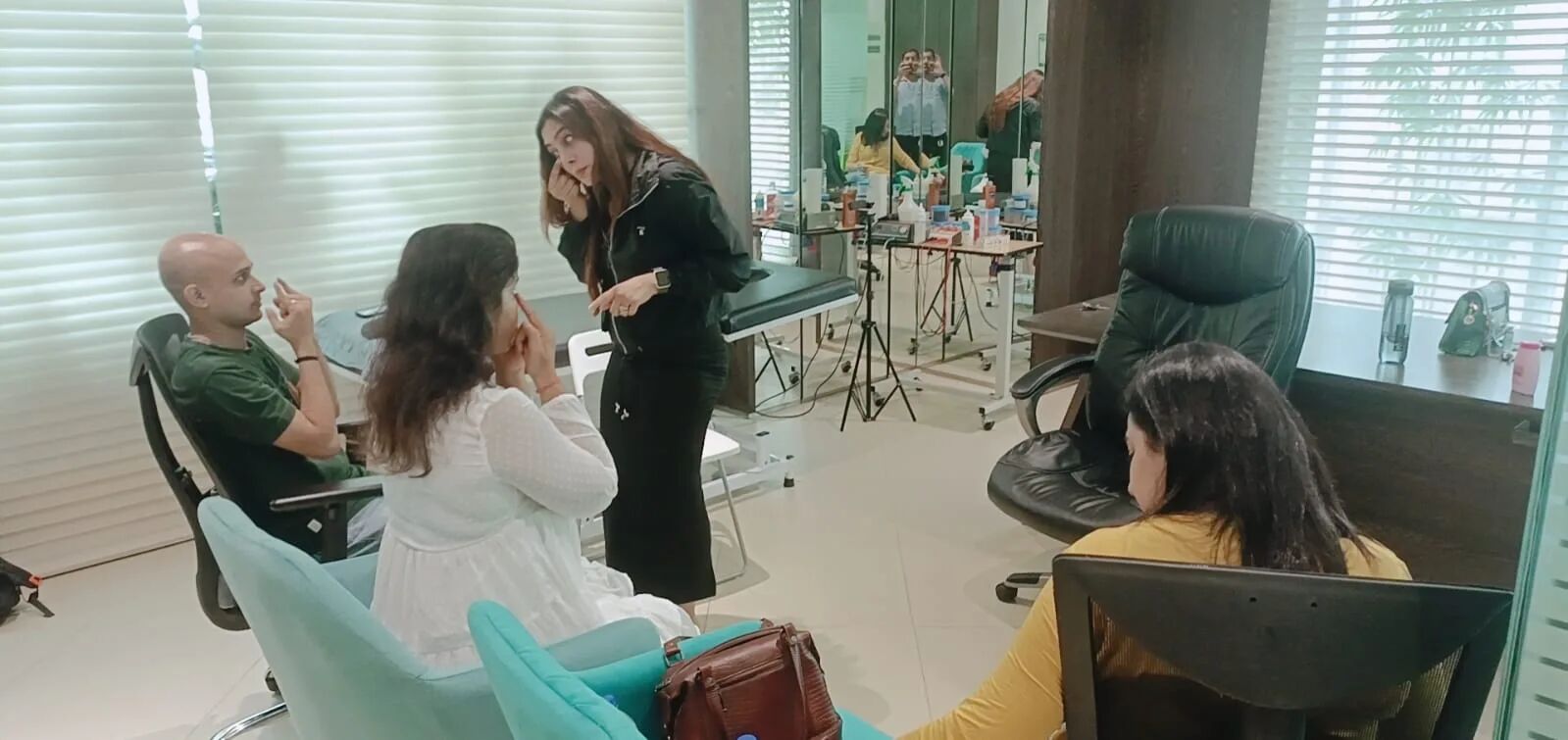A session space being prepared before an individual appointment